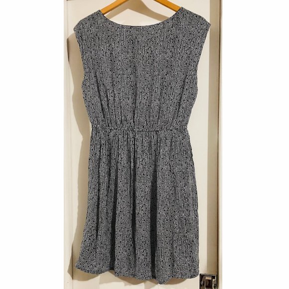 Zara Polka Dot Sleeveless Mini Dress Size Large (L) - Picture 2 of 3